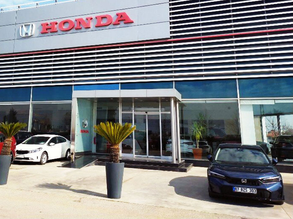 Honda Plaza
